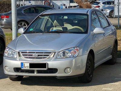 Gebraucht Kia Cerato EX 143 PS (105 kW) 2006 Grau Limousine