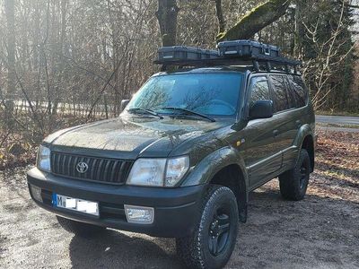 Grün Gebraucht 2002 Toyota Land Cruiser SUV | 19.500 €