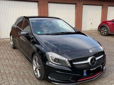 Gebraucht Mercedes A250 AMG line 211 PS (155 kW) 2014 Schwarz Limousine