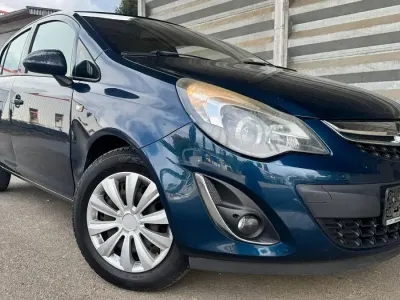 Gebraucht Opel Corsa 90 PS (66 kW) 2014 Blau Kleinwagen