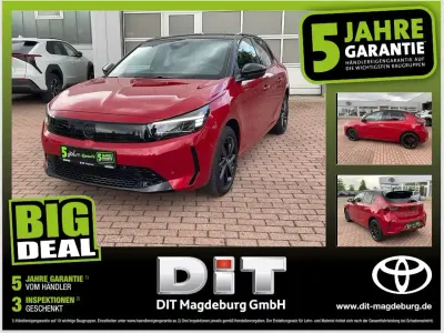 Gebraucht Opel Corsa 101 PS (74 kW) 2025 Lackierung peperoncino red/typ Kleinwagen