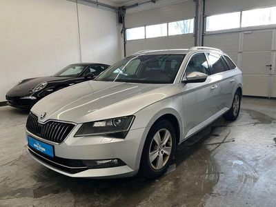 Usata Skoda Superb Style 190 CV (139 kW) 2018 Argento Station wagon
