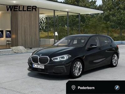 Begagnad BMW 120 Advantage 190 HK (139 kW) 2023 Svart Halvkombi