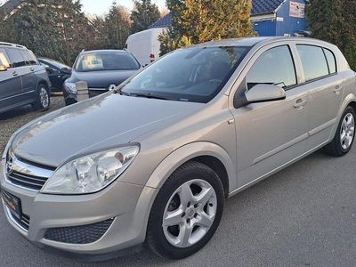 Gebraucht Opel Astra Edition 90 PS (66 kW) 2007 Grau Limousine