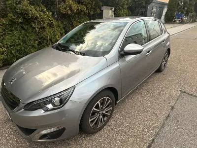 Gebraucht Peugeot 308 Allure 150 PS (110 kW) 2015 Grau Limousine