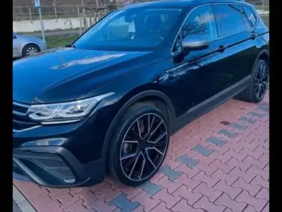 Gebraucht VW Tiguan Allspace 150 PS (110 kW) 2021 Schwarz SUV