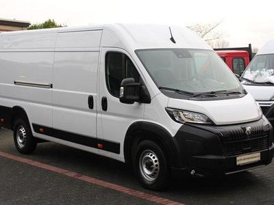 Gebraucht Peugeot Boxer 140 PS (102 kW) 2024 Weiß Van