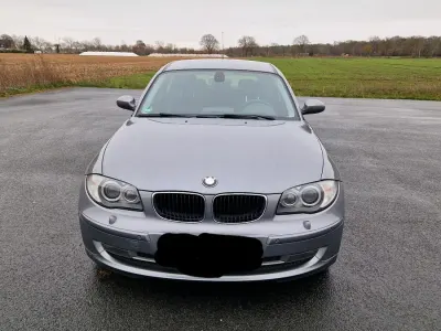 Gebraucht BMW 116 115 PS (84 kW) 2009 Grau Kleinwagen