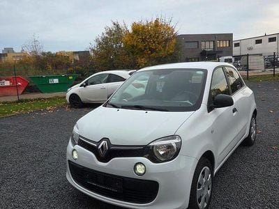 Weiß Gebraucht 2017 Renault Twingo Life Kleinwagen | 4.500 € (Guter Preis)