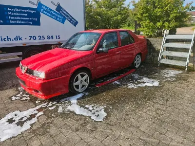 Occasion Alfa Romeo 155 204 ch (150 kW) 1993 Rouge Berline