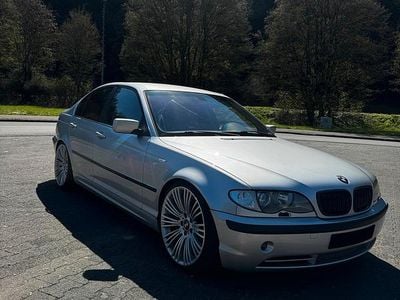 Gebraucht BMW 330 231 PS (169 kW) 2002 Silber Limousine