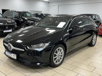 Gebraucht Mercedes CLA250e Shooting Brake 218 PS (160 kW) 2022 Schwarz Kombi