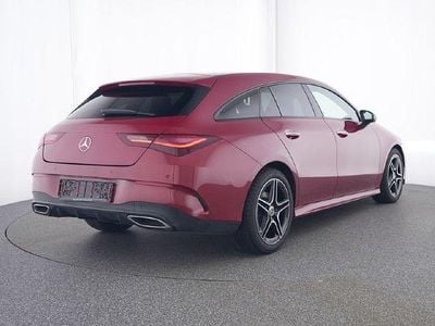 Gebraucht Mercedes CLA200 Shooting Brake AMG 163 PS (119 kW) 2025 Rot Kombi