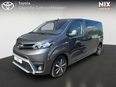 Gebraucht Toyota Proace Verso Plus 144 PS (105 kW) 2023 Basaltgrau metallic Kombi