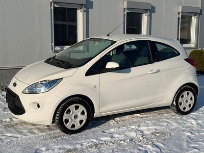 Weiß Gebraucht 2012 Ford Ka Champions Edition Kleinwagen | 5.200 € (Etwas zu teuer)