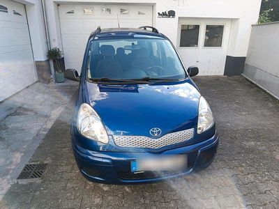 Toyota Yaris Verso