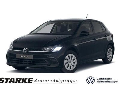 Gebraucht VW Polo Life 95 PS (69 kW) 2024 Schwarz (deep black perleffekt) Limousine