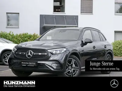 Używany Mercedes GLC220 AMG 197 KM (144 kW) 2023 Szary SUV