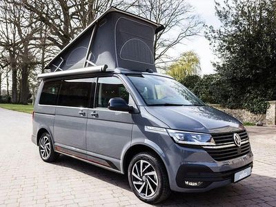 Gebraucht VW California California 150 PS (110 kW) 2024 Pure grey Van