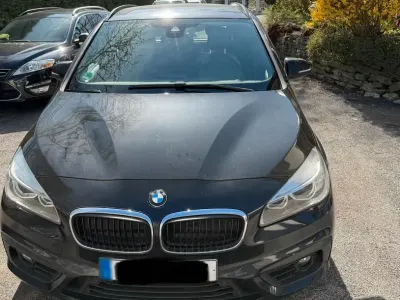 Gebraucht BMW 220 Active Tourer 190 PS (139 kW) 2017 Schwarz Van / Kleinbus