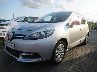 Silber Gebraucht 2015 Renault Scénic III LIMITED Van / Kleinbus | 9.490 € (Etwas zu teuer)