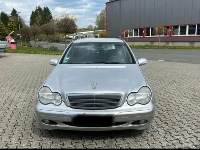 Usata Mercedes C180 143 CV (105 kW) 2002 Argento Station wagon