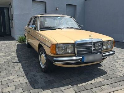 Mercedes 240