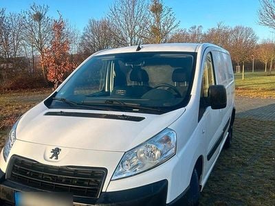 Gebraucht Peugeot Expert 128 PS (94 kW) 2015 Weiß Van