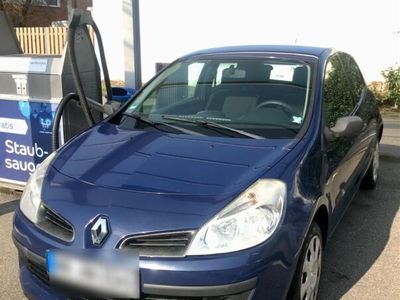 gebraucht Renault Clio Authentique 1.2 16V 48kW Authentique