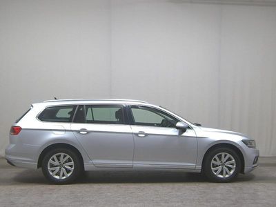 Gebraucht VW Passat Business 150 PS (110 kW) 2022 Silber Kombi