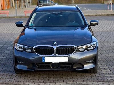 Gebraucht BMW 320 Performance 190 PS (139 kW) 2020 Grau Kombi