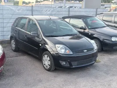 Gebraucht Ford Fiesta Trend 80 PS (58 kW) 2007 Schwarz Kleinwagen