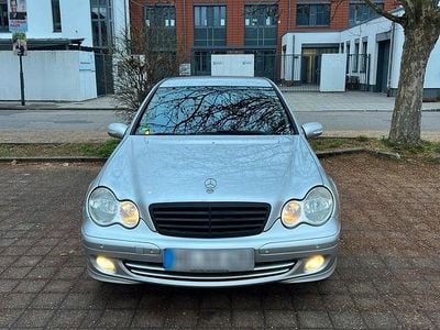 Usata Mercedes C220 150 CV (110 kW) 2004 Berlina