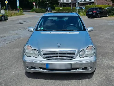 Gebraucht Mercedes C320 218 PS (160 kW) 2001 Silber Limousine
