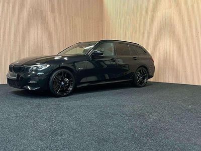 Gebraucht BMW 320e M Sport 276 PS (202 kW) 2022 Schwarz Kombi