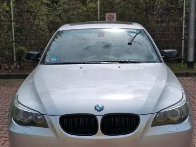 Second-hand BMW 525 177 CP (130 kW) 2004 Argintiu Berlinǎ