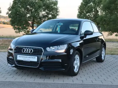 Gebraucht Audi A1 Attraction 122 PS (89 kW) 2011 Schwarz Kleinwagen
