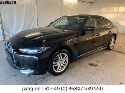 Gebraucht BMW i4 Sport Line 250 kW (340 PS) 2022 Schwarz ii/bonnet fluid black Limousine