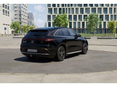Usata Mercedes EQC400 AMG line 300 kW (408 CV) 2023 Nero SUV