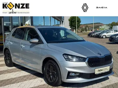Gebraucht Skoda Fabia Selection 95 PS (69 kW) 2025 Brilliantsilber metallic Kleinwagen
