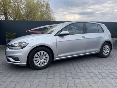 Gebraucht VW Golf VII Trendline 116 PS (85 kW) 2019 Grau Limousine