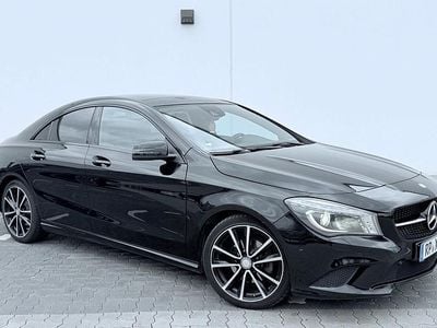 Schwarz Gebraucht 2015 Mercedes CLA200 Limousine | 13.800 € (Fairer Preis)