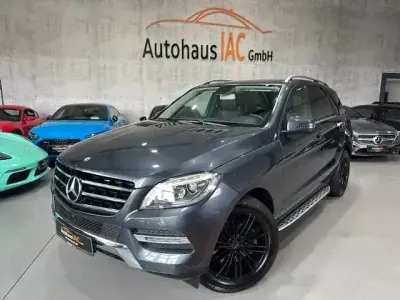 Gebraucht Mercedes ML350 306 PS (225 kW) 2013 Tenoritgrau SUV