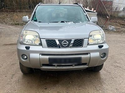 Usata Nissan X-Trail 136 CV (100 kW) 2007 Argento SUV