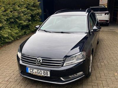 Gebraucht VW Passat Comfortline 140 PS (102 kW) 2012 Schwarz Kombi