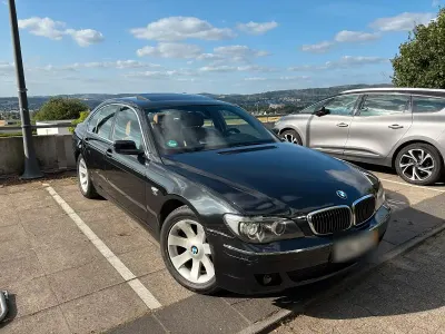 Gebraucht BMW 740 306 PS (225 kW) 2006 Schwarz Limousine