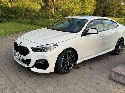 Weiß Gebraucht 2020 BMW 220 M Sport Coupé | 31.000 € (Teuer)