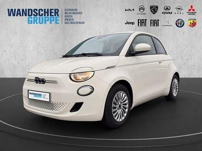 Gebraucht Fiat 500e Basis 86 kW (118 PS) 2023 Weißschwarz Kleinwagen