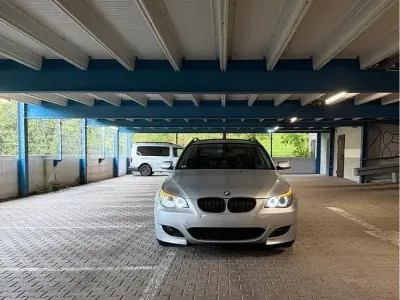 Gebraucht BMW 530 M Sport 235 PS (172 kW) 2008 Silber Kombi