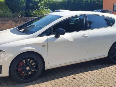 Gebraucht Seat Leon CUPRA 265 PS (194 kW) 2010 Weiß Kleinwagen